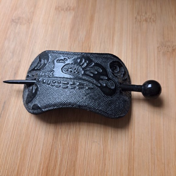 Vintage Hair bun Holder - Not worn like new! - Picture 1 of 2